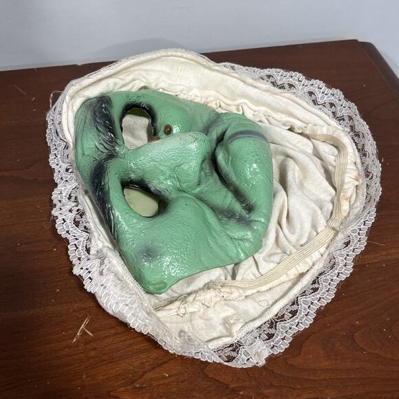 Vintage Fun World Div Mask Green Witch Grandma - Picture 7 of 7